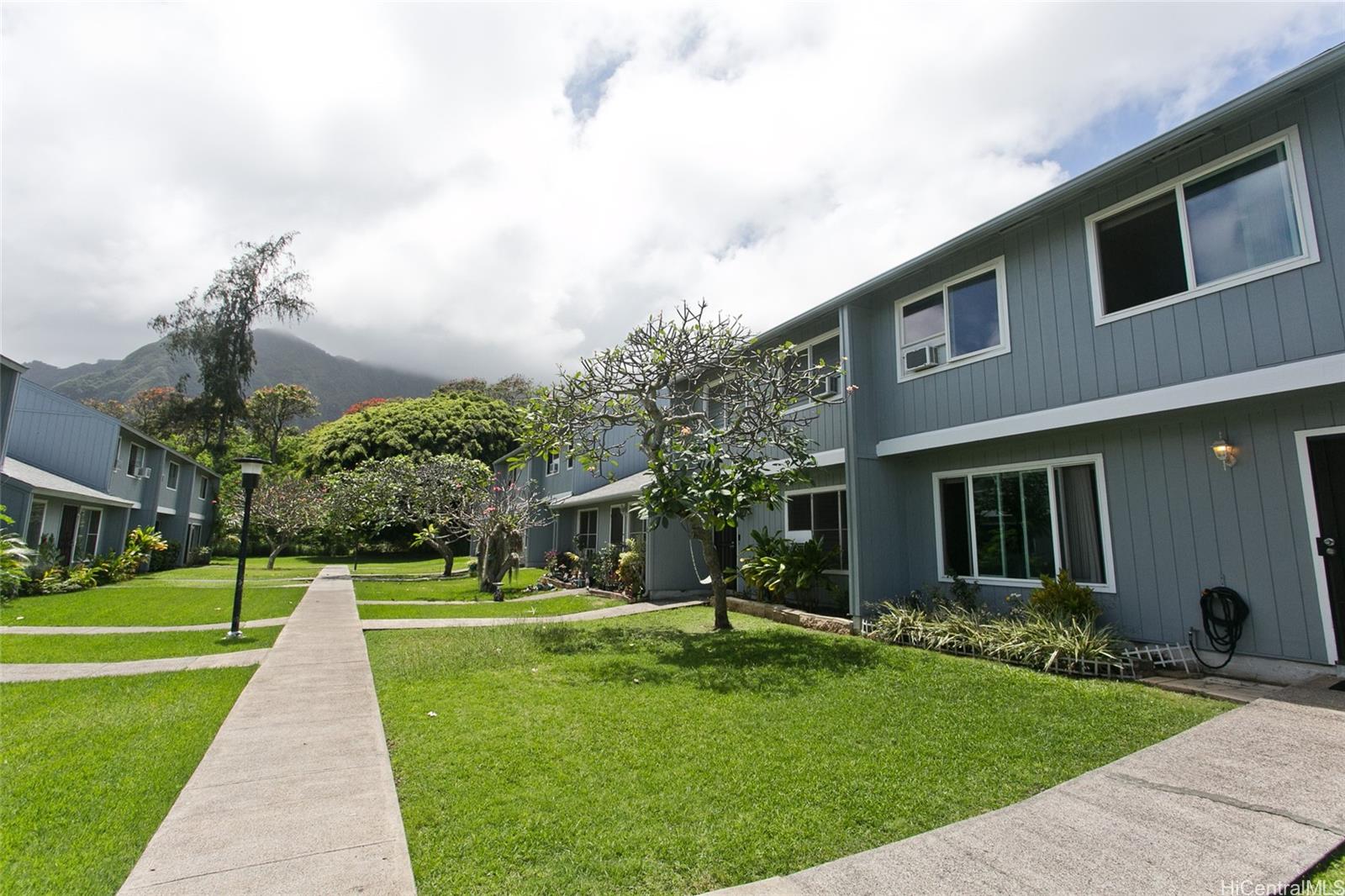 41-706 Paloa Place Waimanalo, HI 96795