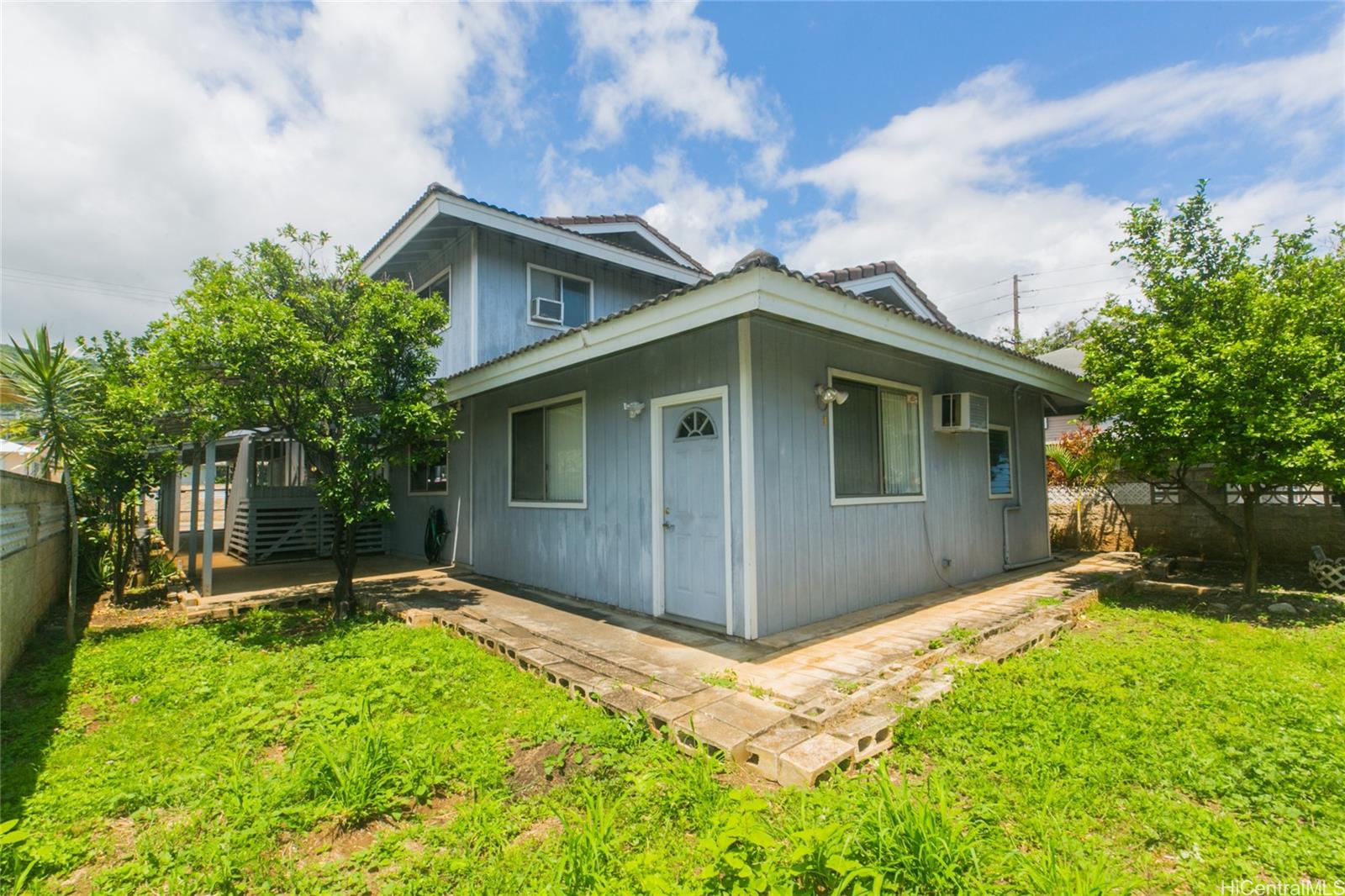 2037 Dole Street Honolulu, HI 96822