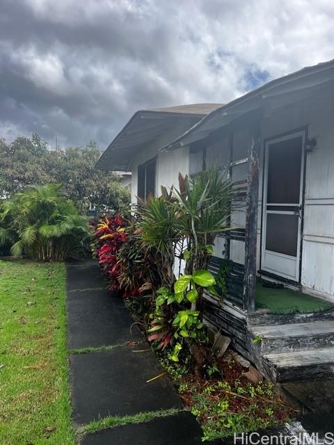 1515 Kokea Street Honolulu, HI 96817