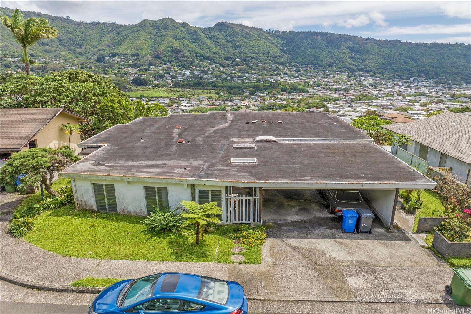 3359 Huelani Drive Honolulu, HI 96822