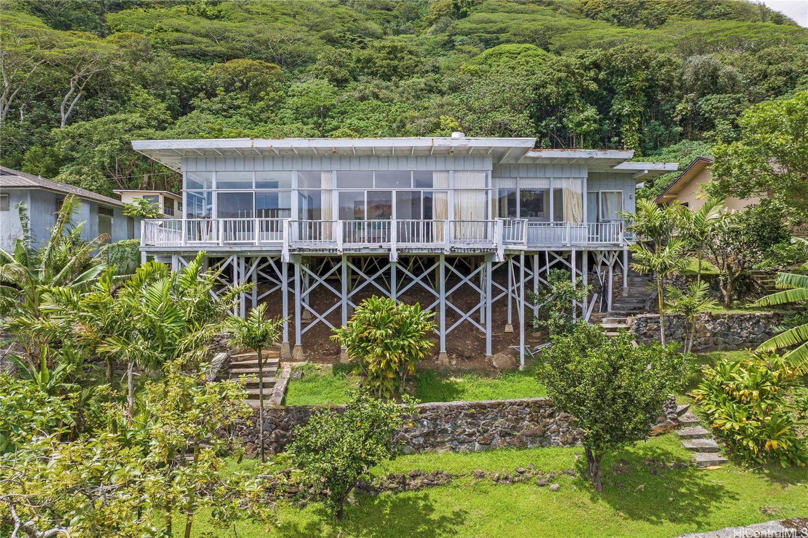 3359 Huelani Drive Honolulu, HI 96822