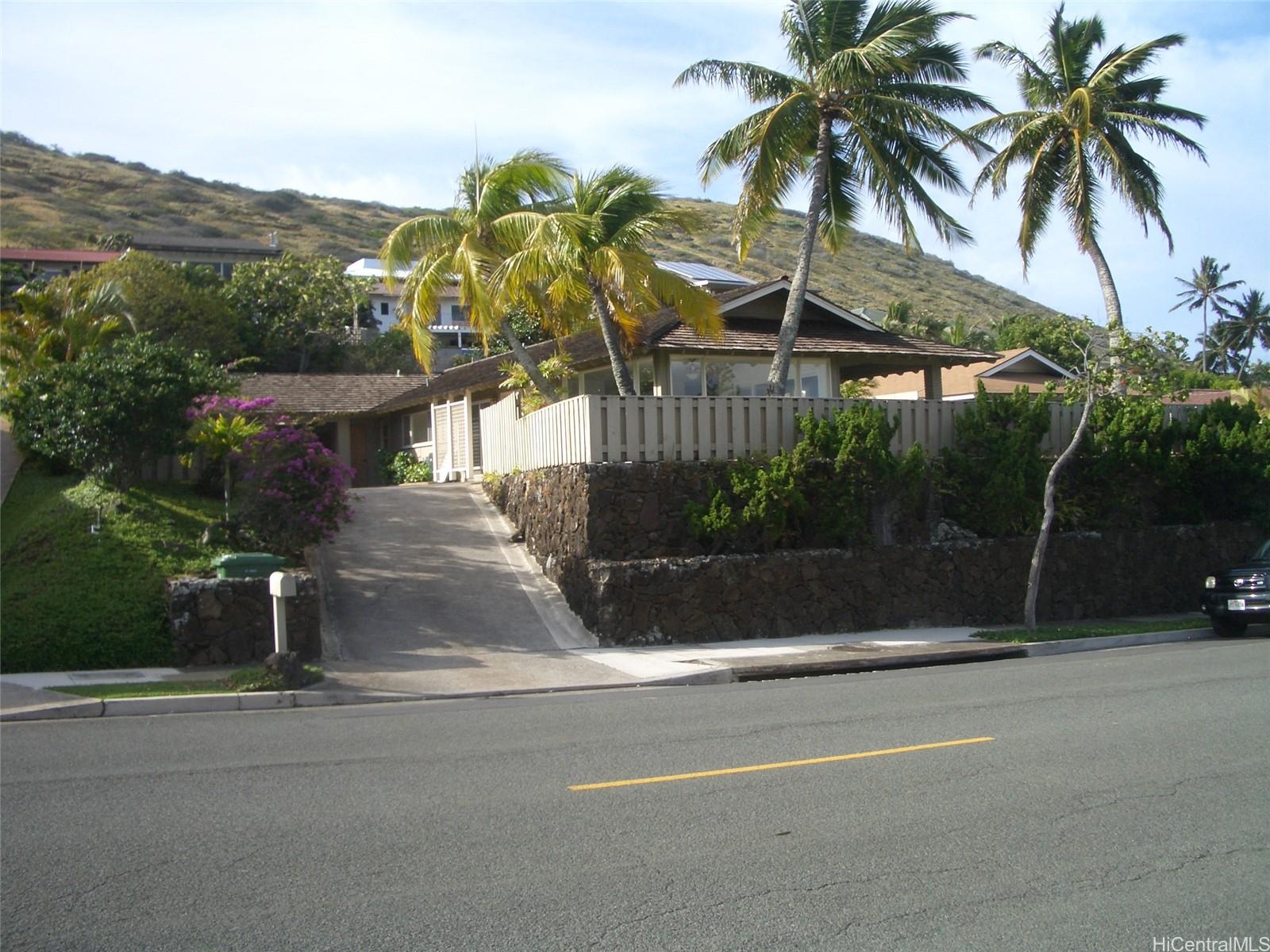 131 Nawiliwili Street Honolulu, HI 96825