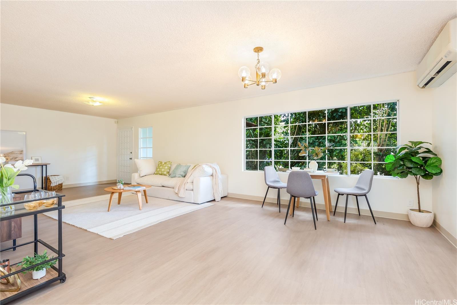 2406 Oahu Avenue #A, Honolulu, HI 96822