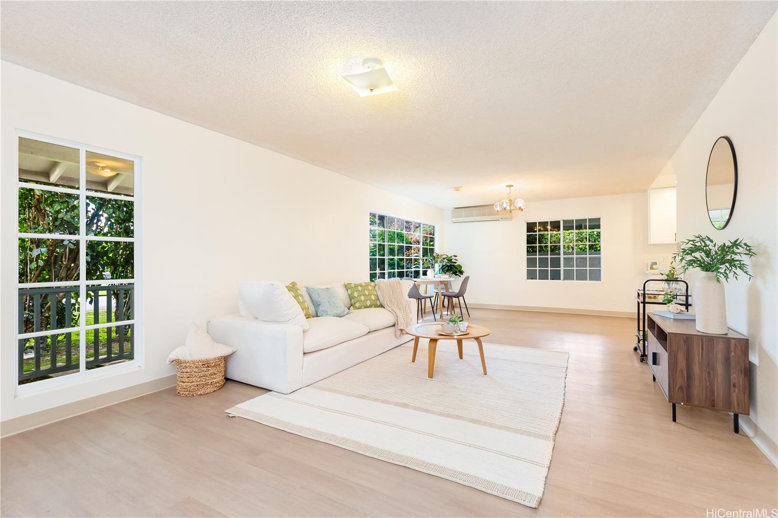 2406 Oahu Avenue #A, Honolulu, HI 96822