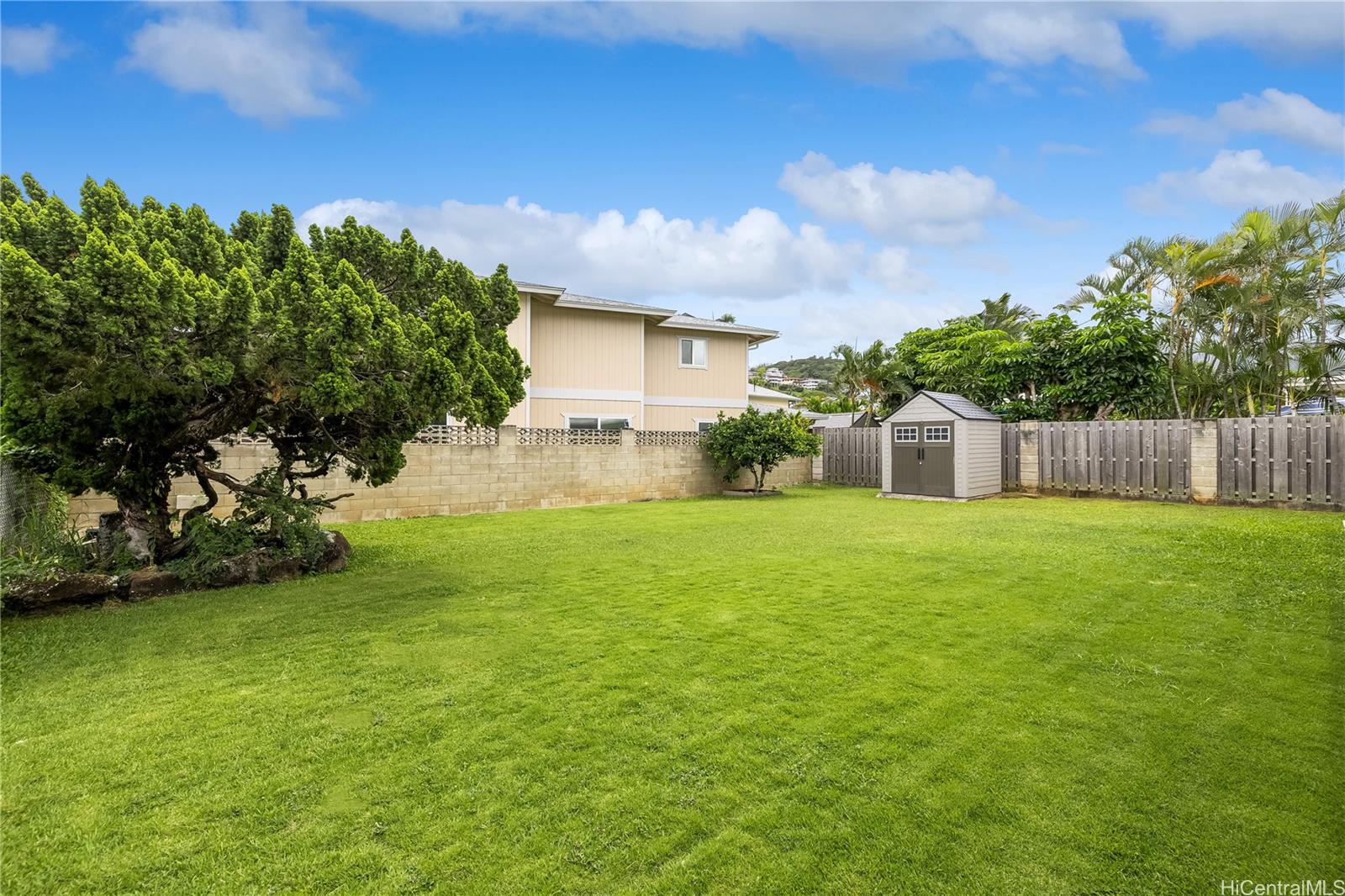 923 Alahaki Street Kailua, HI 96734