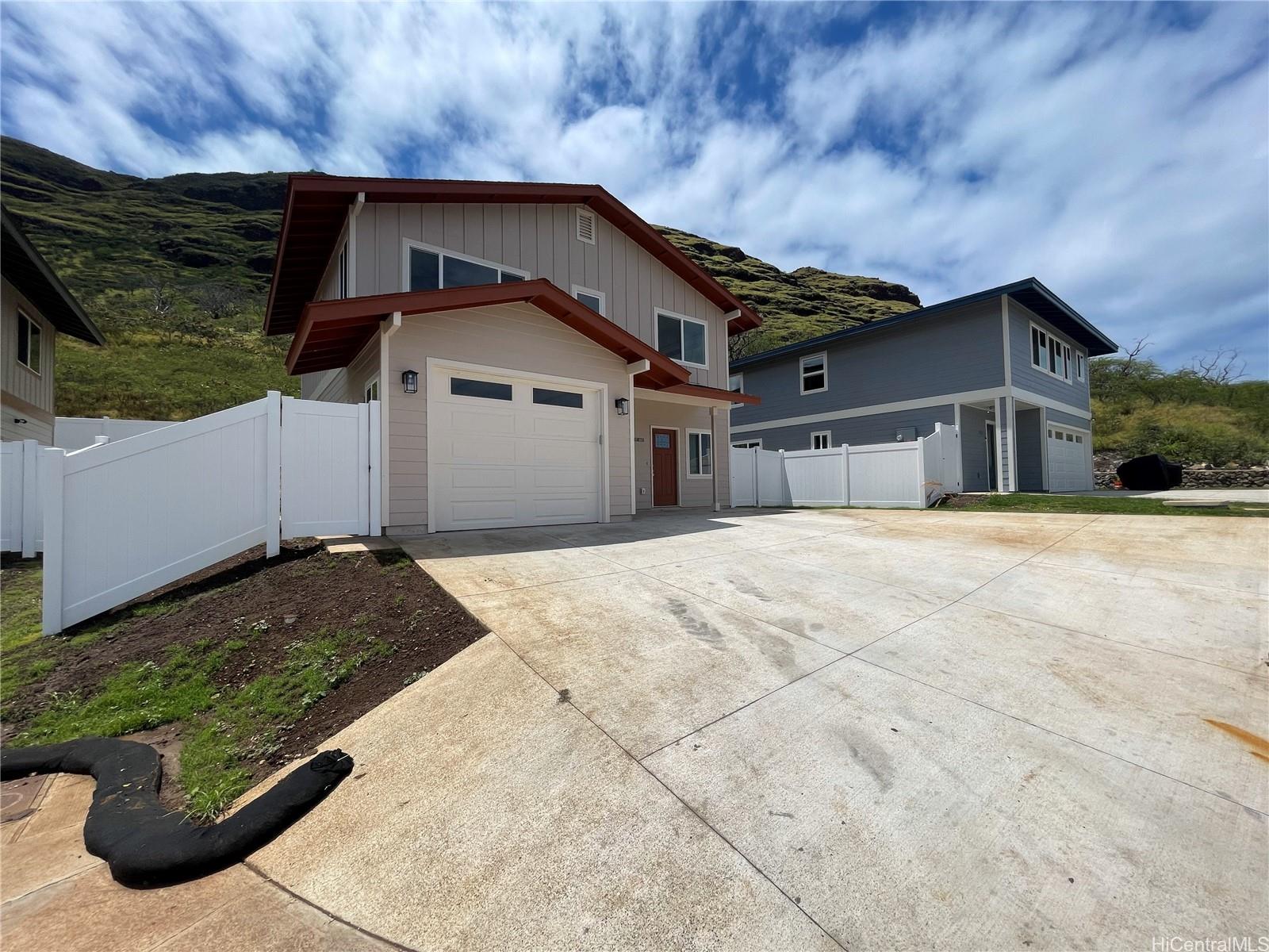 87-1005 Oheohe Street Waianae, HI 96792