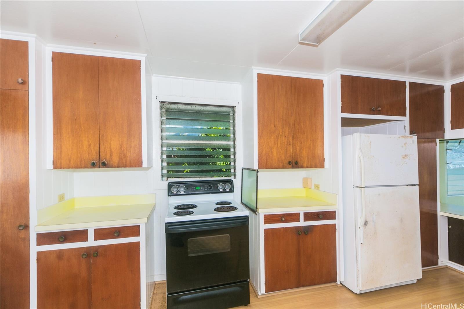 445B Kalama Street Kailua, HI 96734