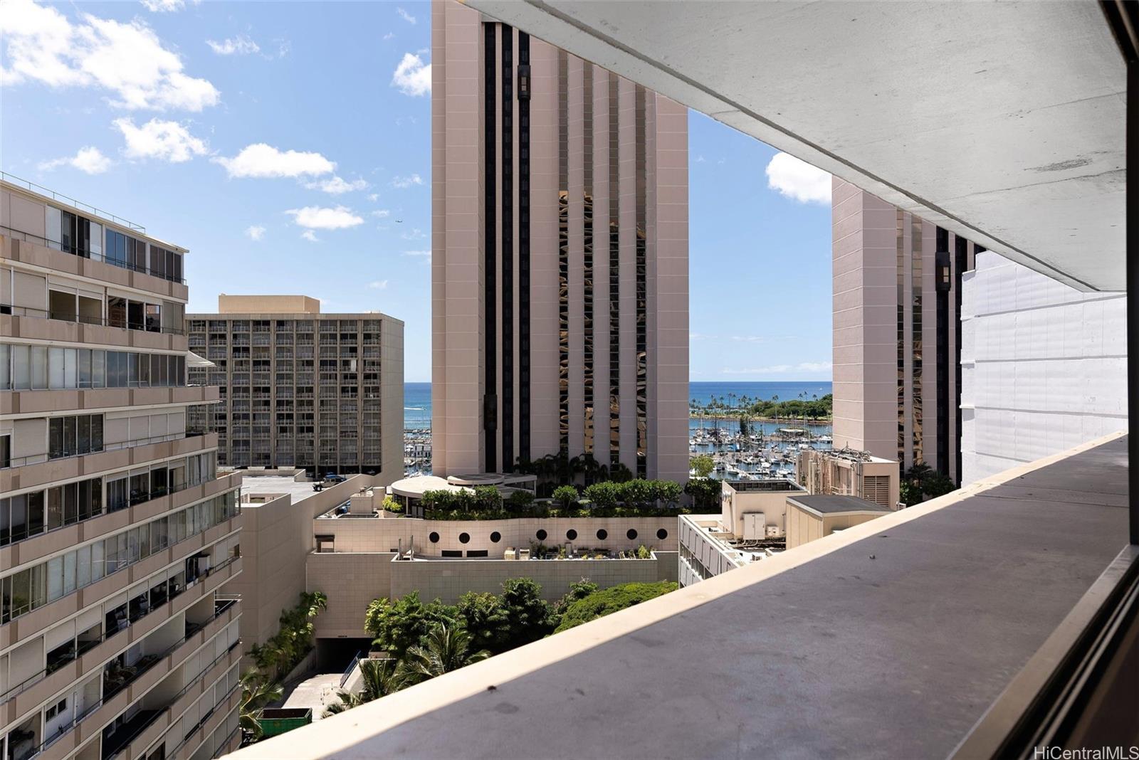 1700 Ala Moana Boulevard #1604, Honolulu, HI 96815