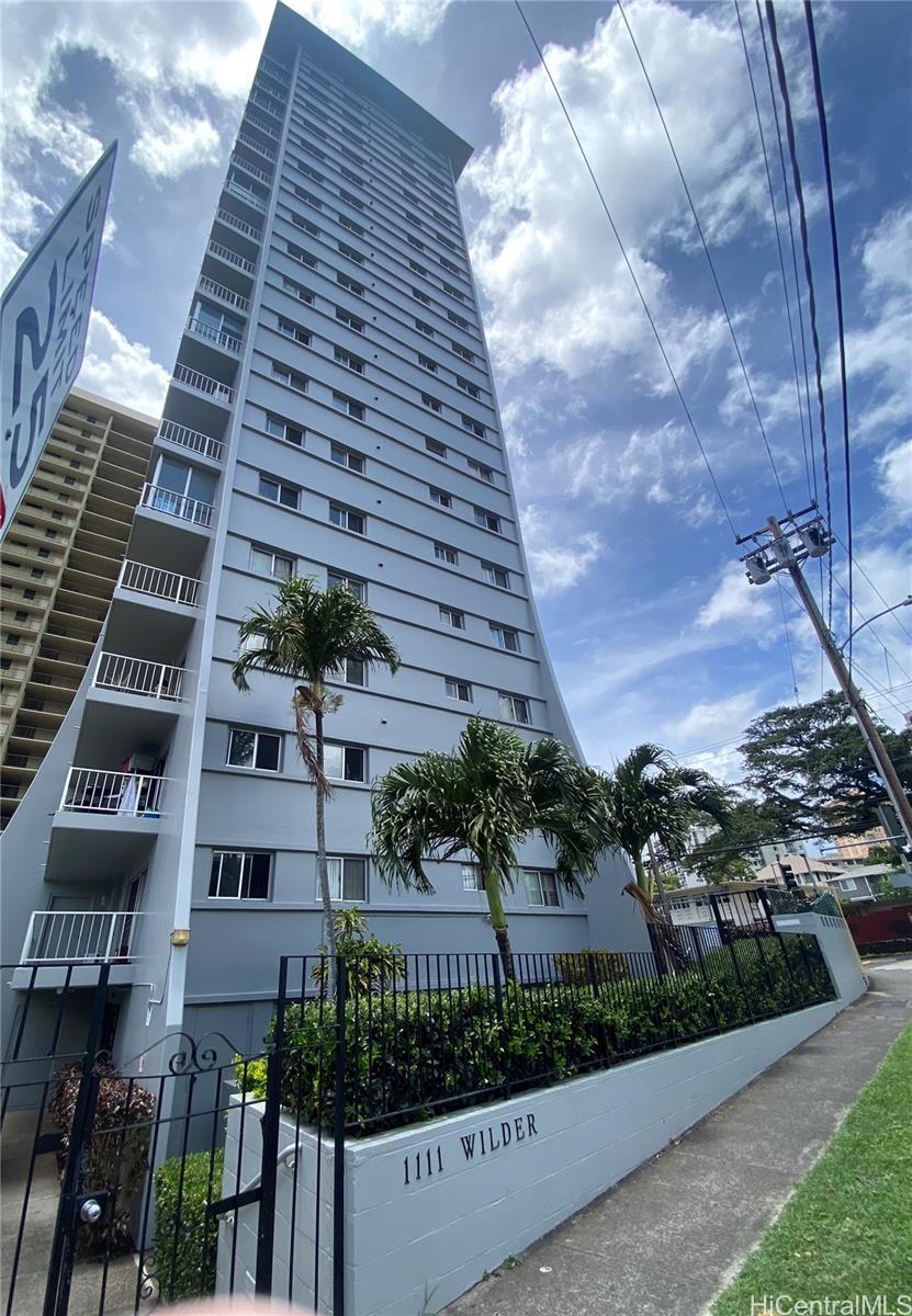 1111 Wilder Avenue #3B, Honolulu, HI 96822