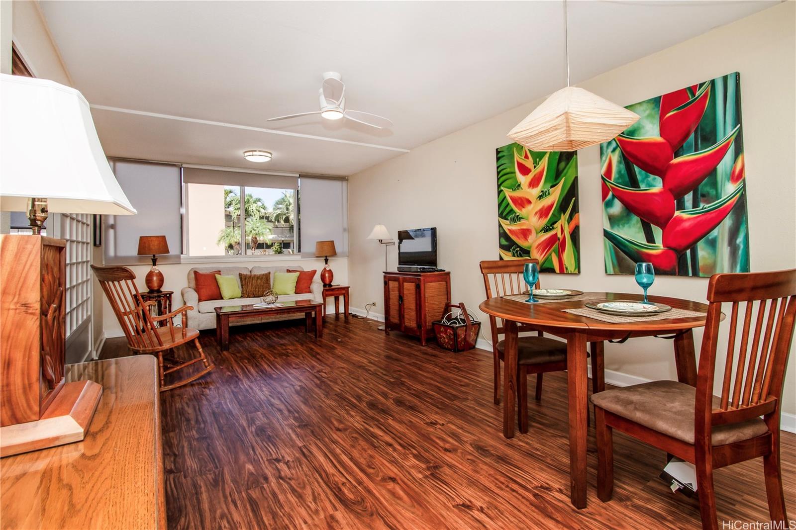 1423 Emerson Street #101, Honolulu, HI 96813