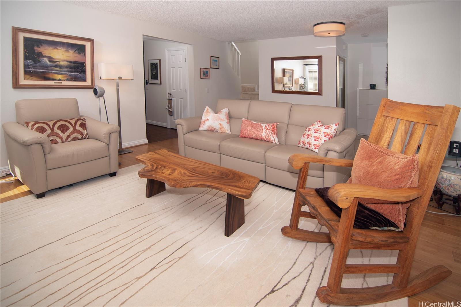 7536 Kamaomao Place Honolulu, HI 96825