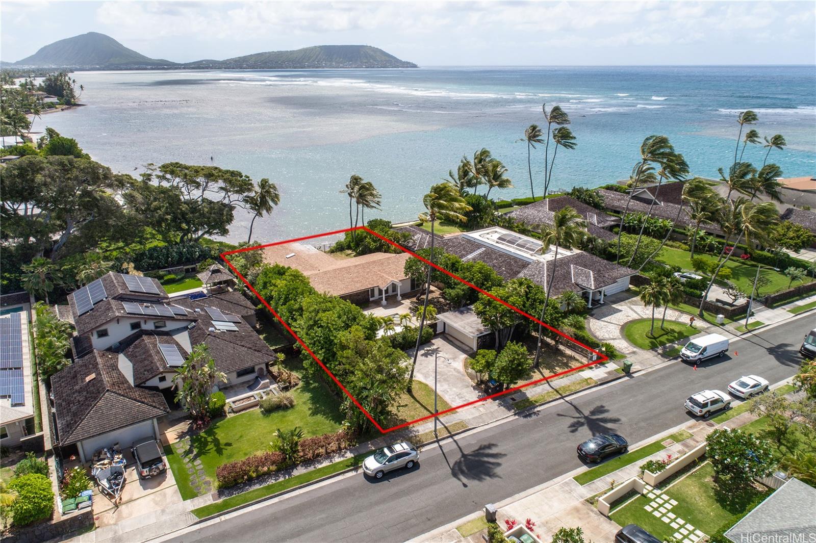 344 Wailupe Circle Honolulu, HI 96821