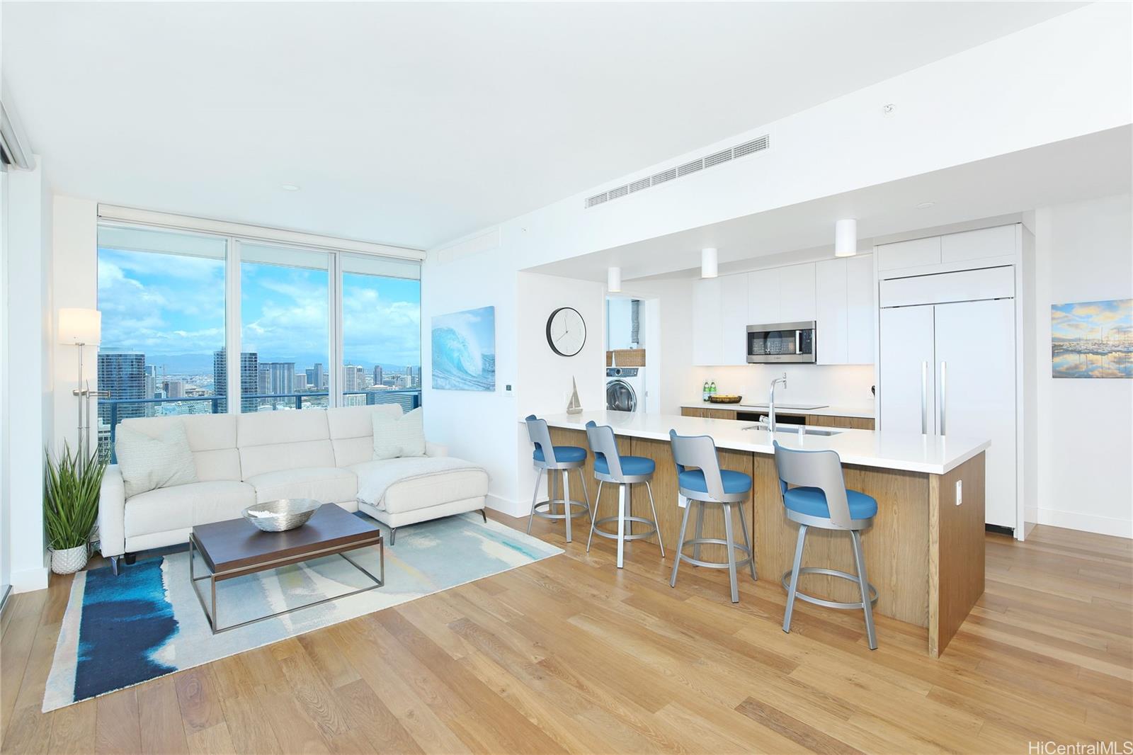 629 Keeaumoku Street #3701, Honolulu, HI 96814