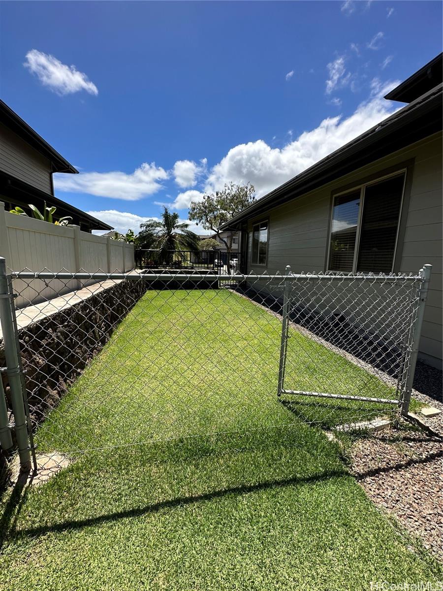 92-546 Hoanu Street Kapolei, HI 96707