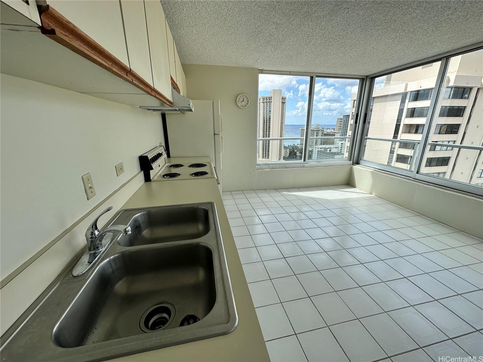 2421 Tusitala Street #2803, Honolulu, HI 96815