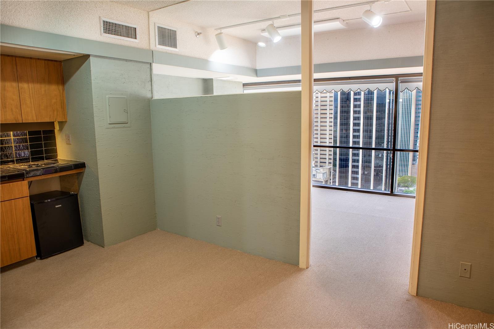 1188 Bishop Street #2412, Honolulu, HI 96813