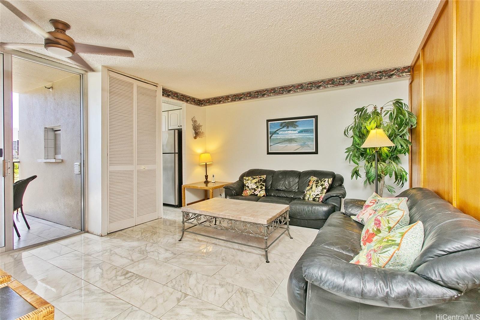 2916 Date Street #5B, Honolulu, HI 96816