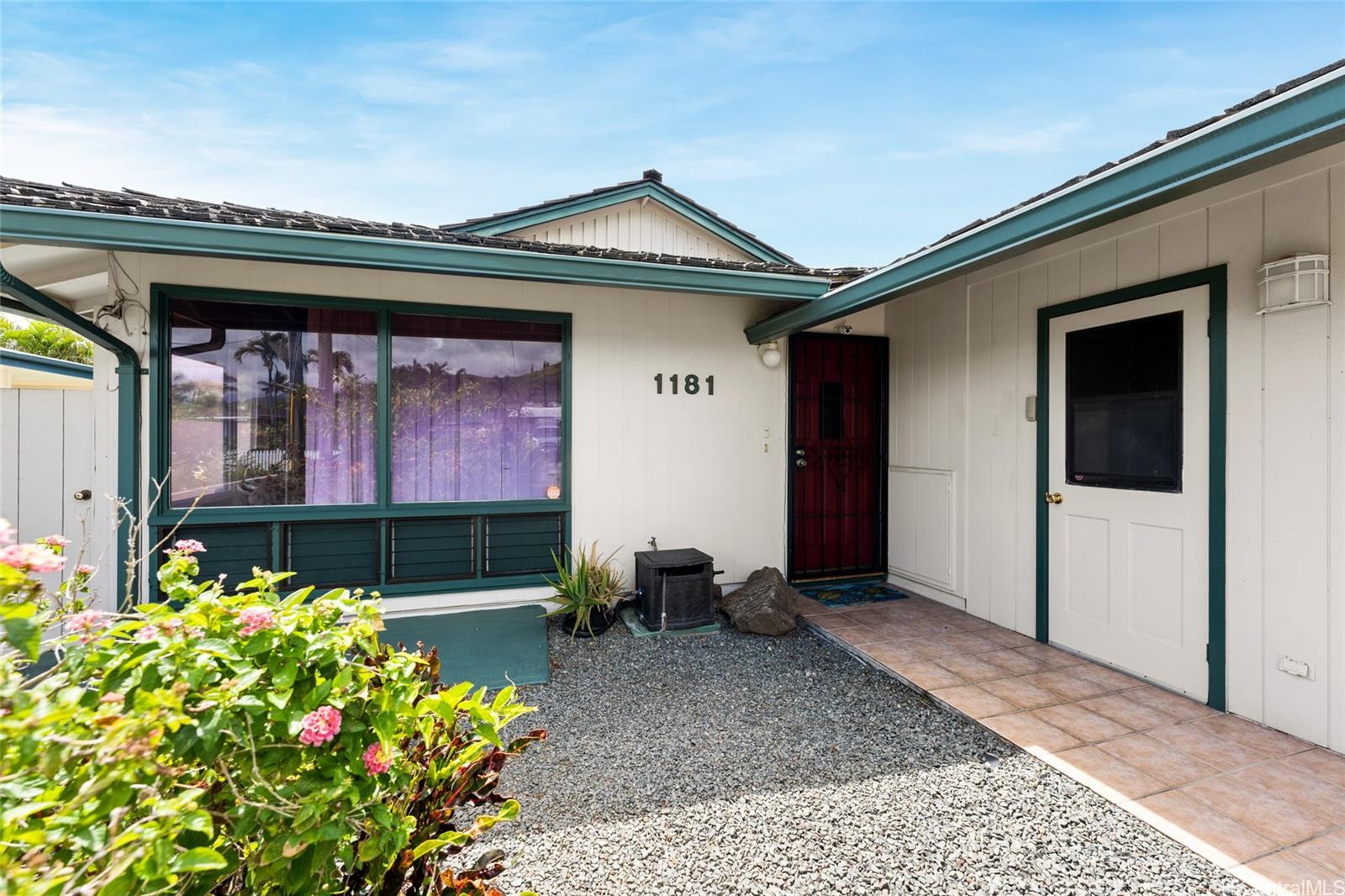 1181 Lauloa Street Kailua, HI 96734