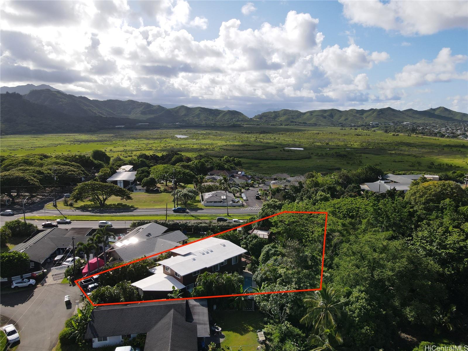 1097 Uluopihi Loop Kailua, HI 96734