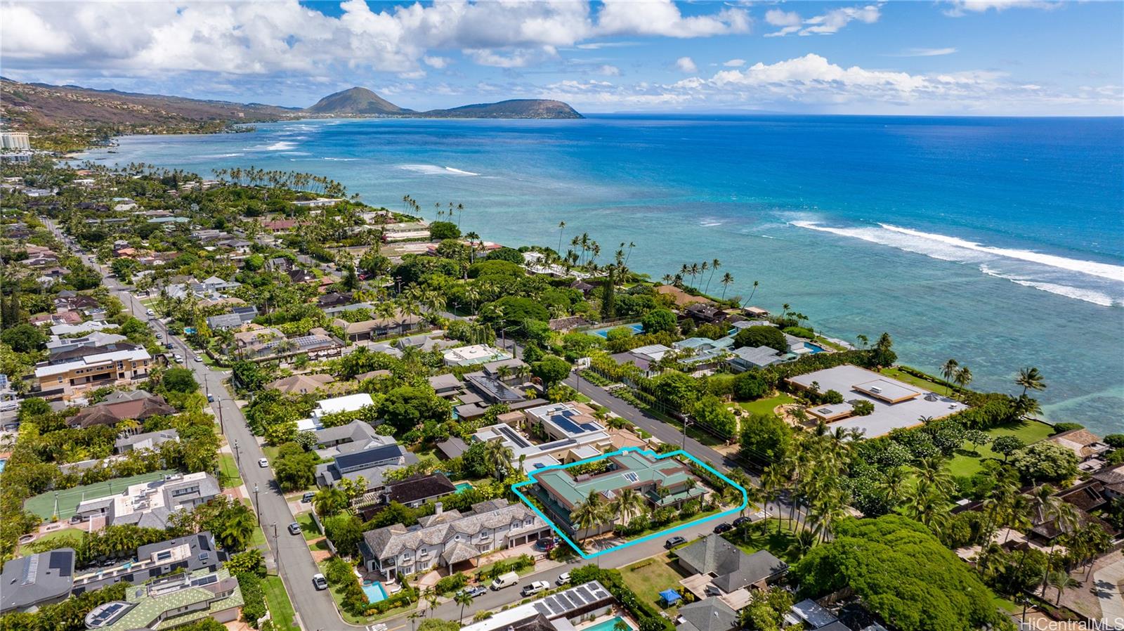 4504 Kahala Avenue Honolulu, HI 96816