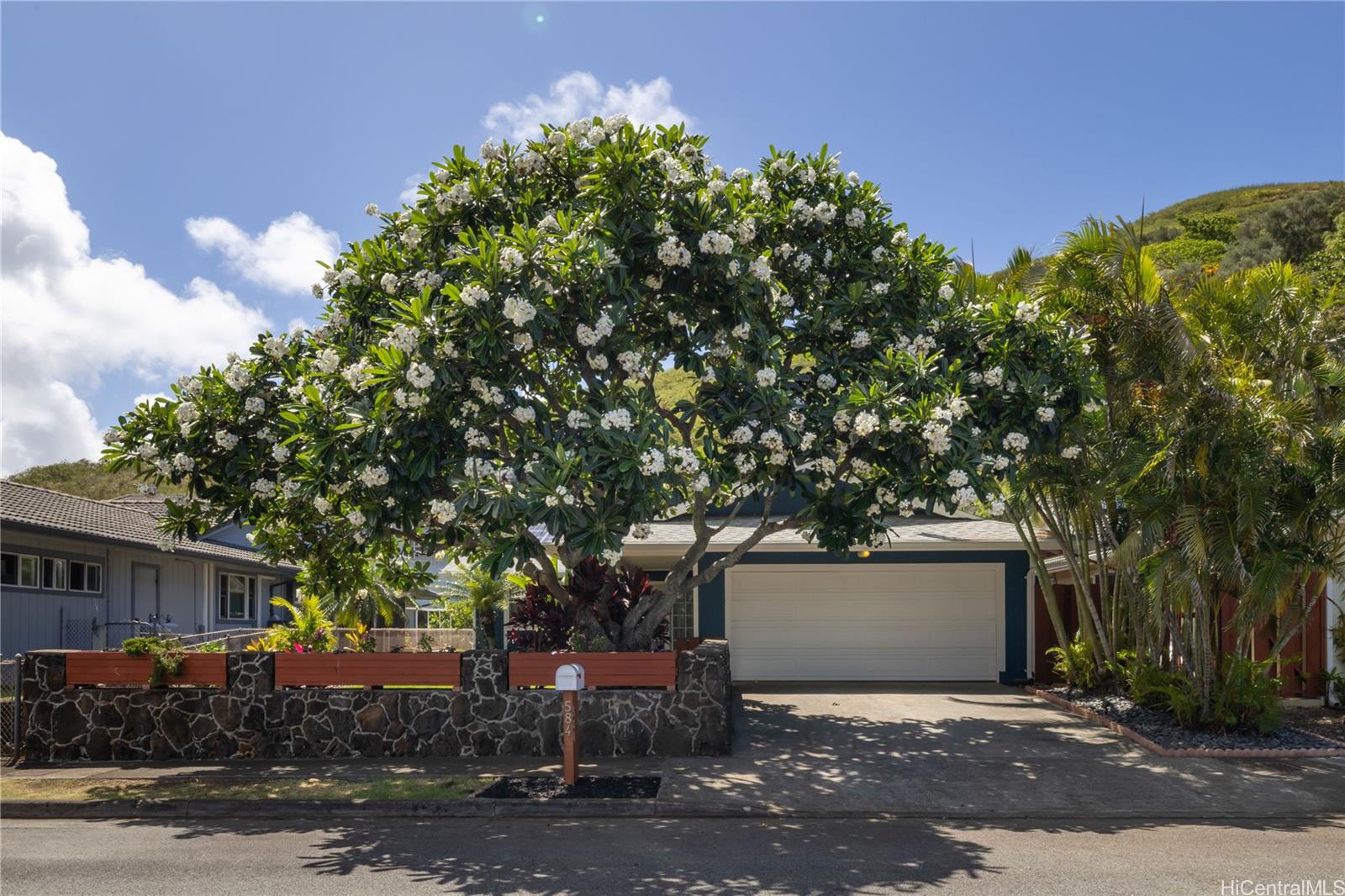 584 Alihi Place Kailua, HI 96734