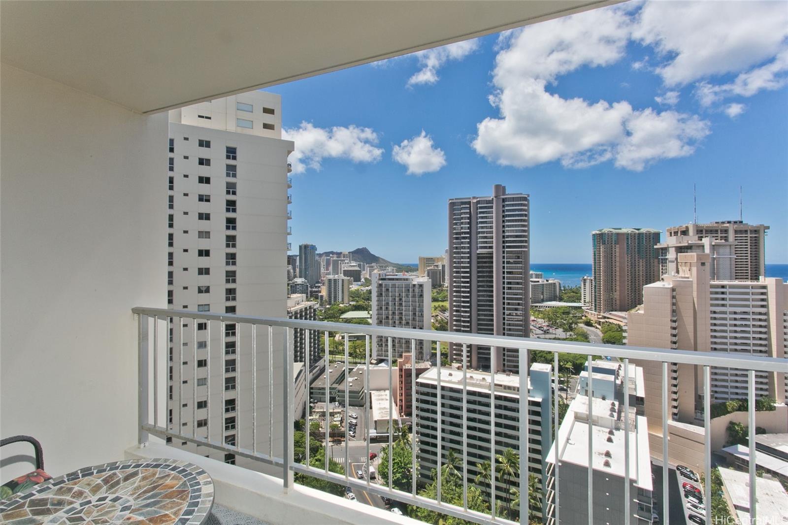 400 Hobron Lane #2907, Honolulu, HI 96815