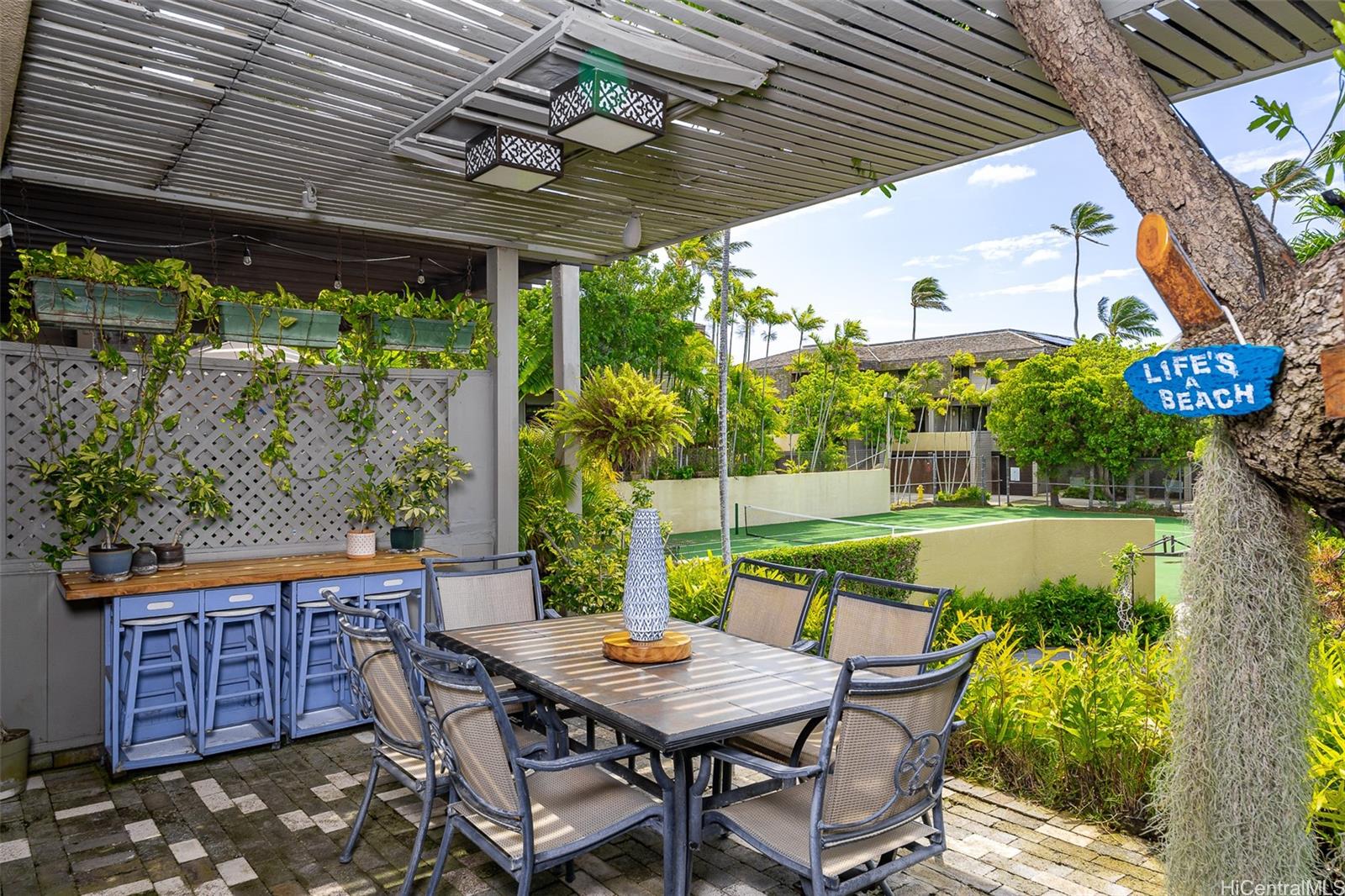 123D Maunalua Avenue #18, Honolulu, HI 96821