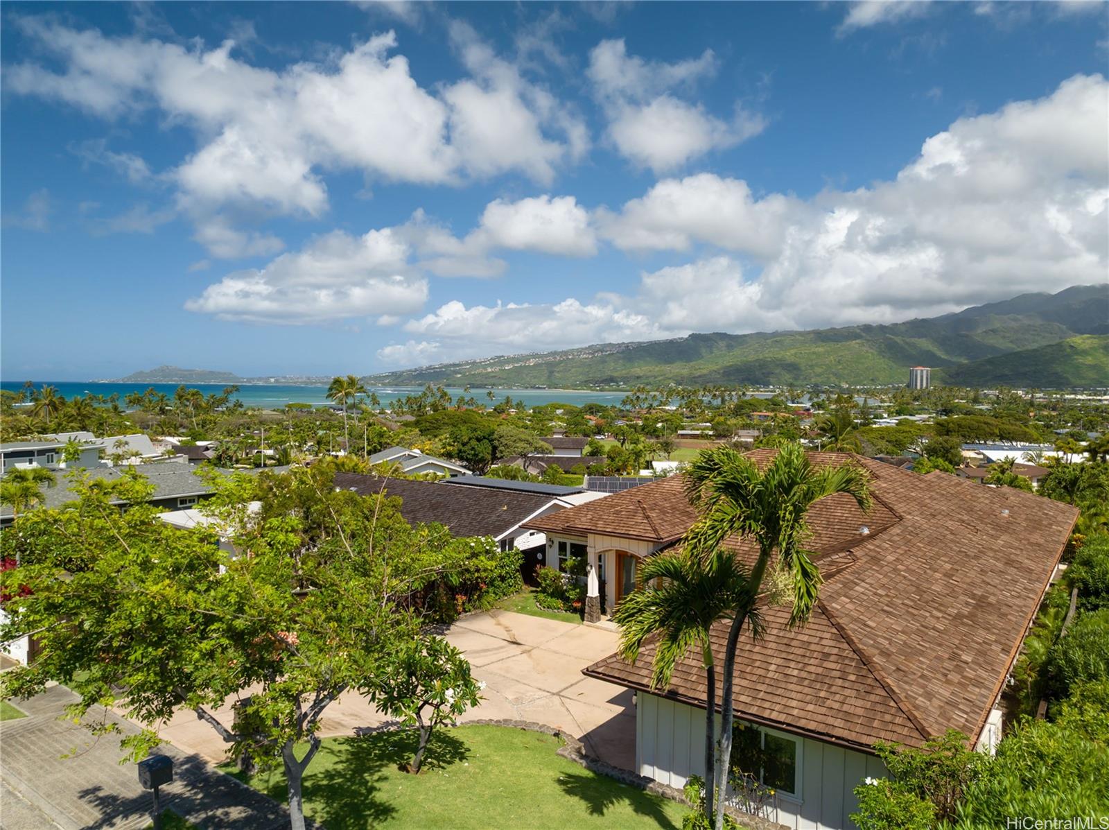 110 Nawiliwili Street Honolulu, HI 96825