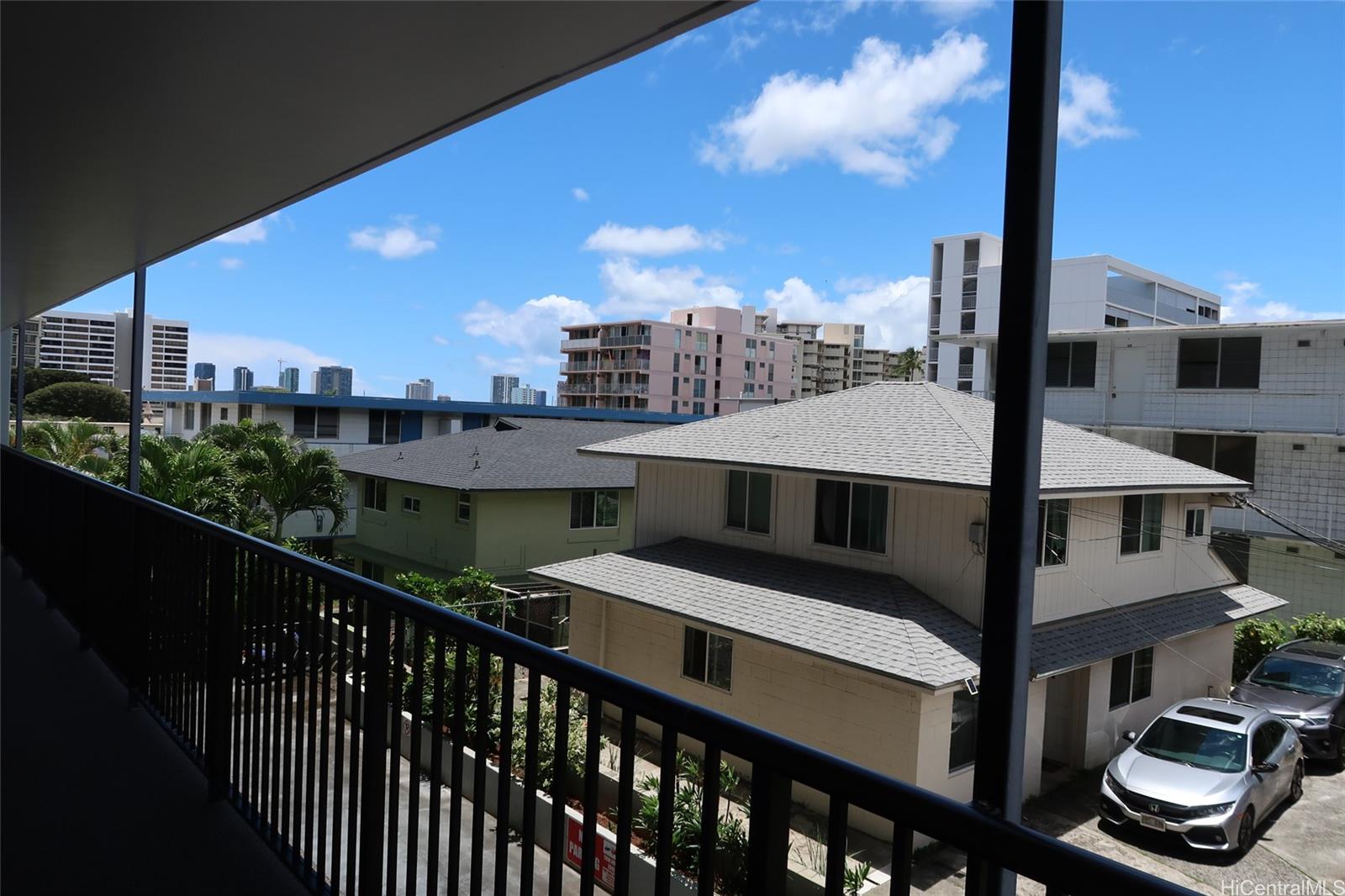 1541 Dominis Street #602, Honolulu, HI 96822