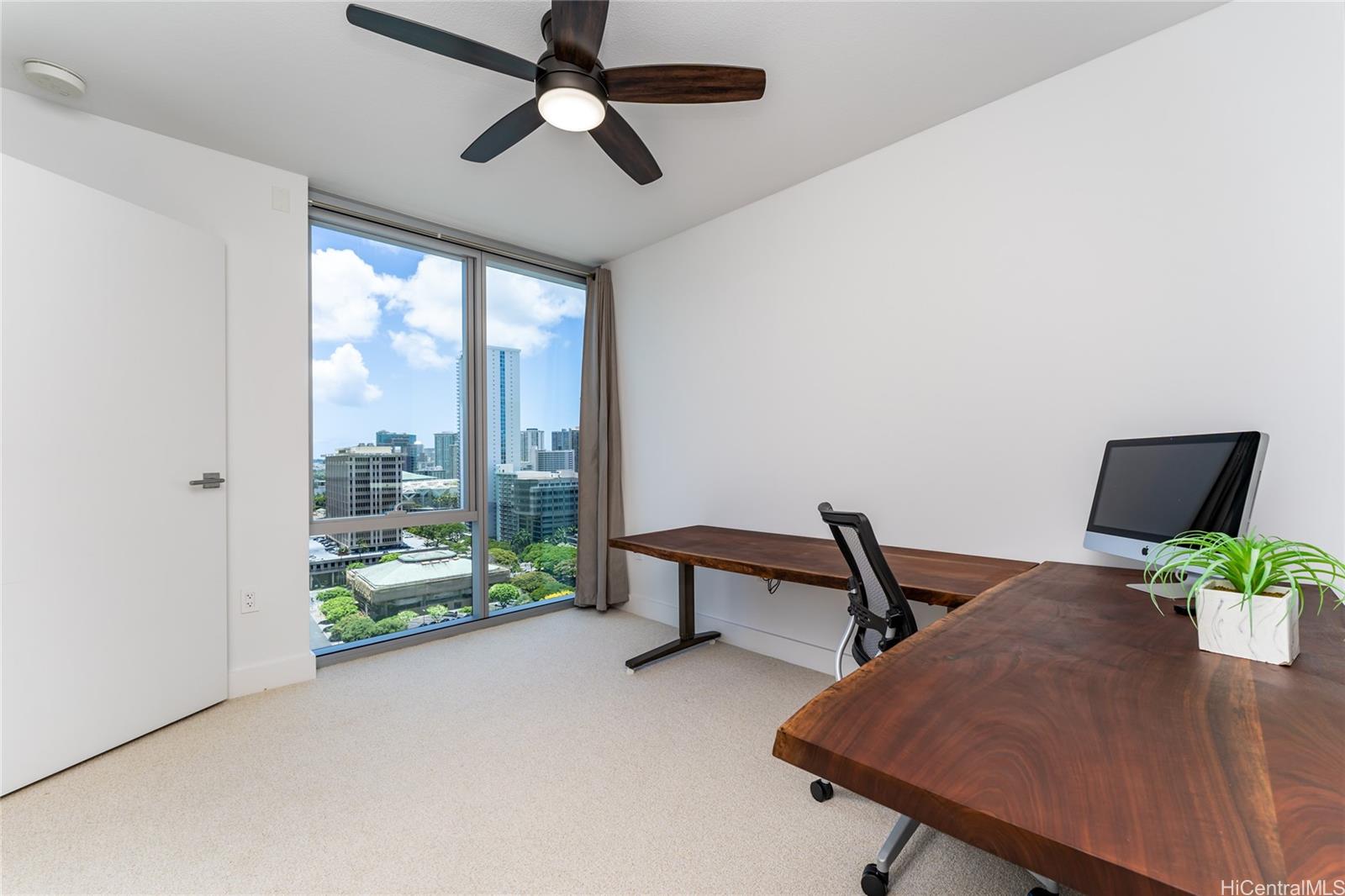 629 Keeaumoku Street #1803, Honolulu, HI 96814