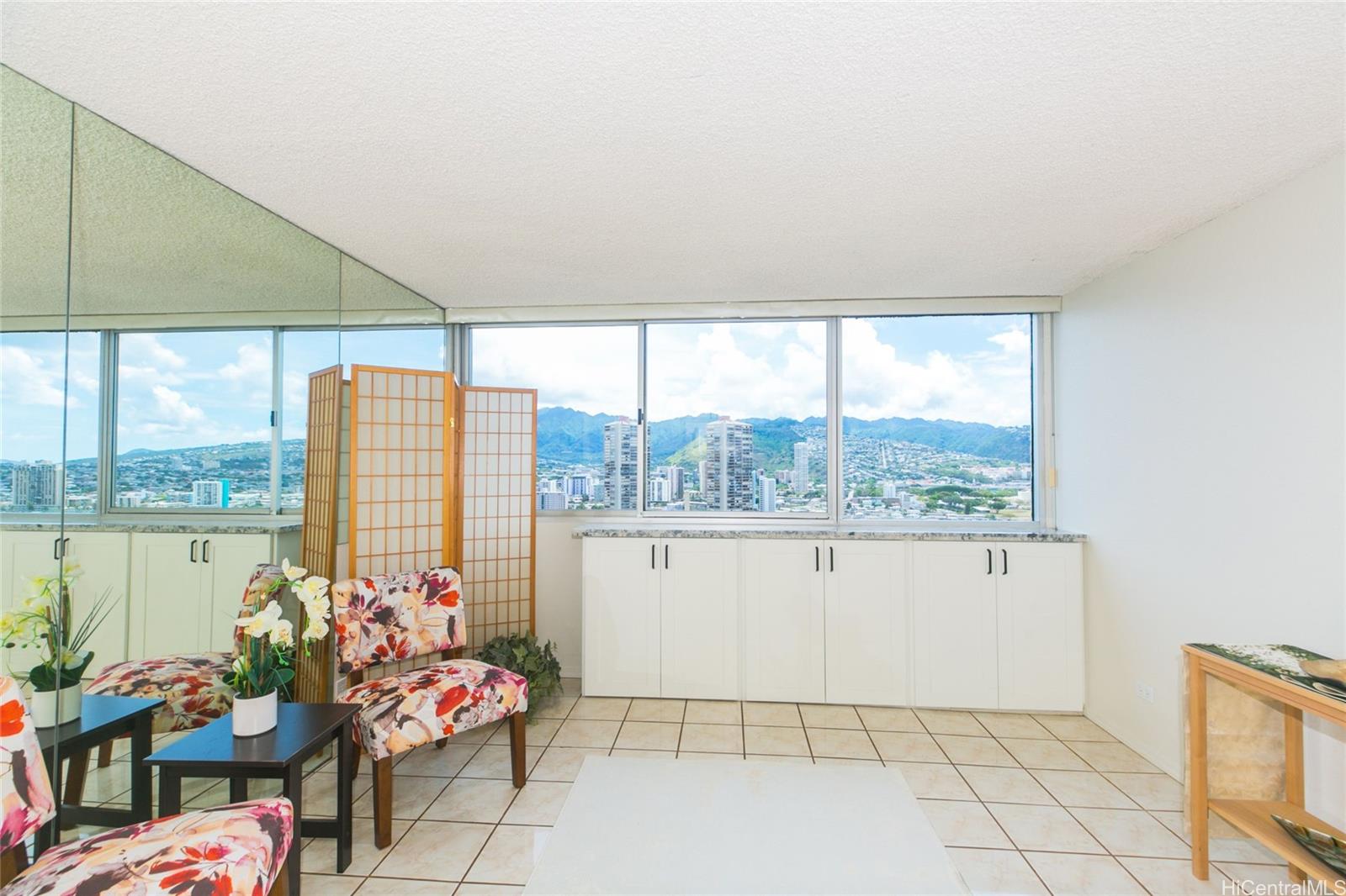 2211 Ala Wai Boulevard #2812, Honolulu, HI 96815