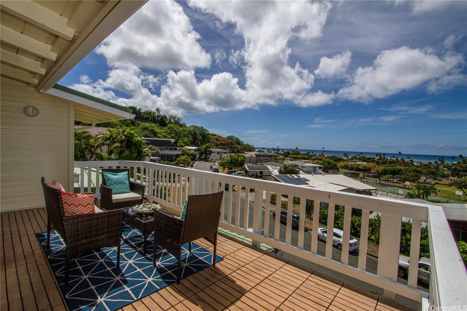 4826 Analii Street Honolulu, HI 96821