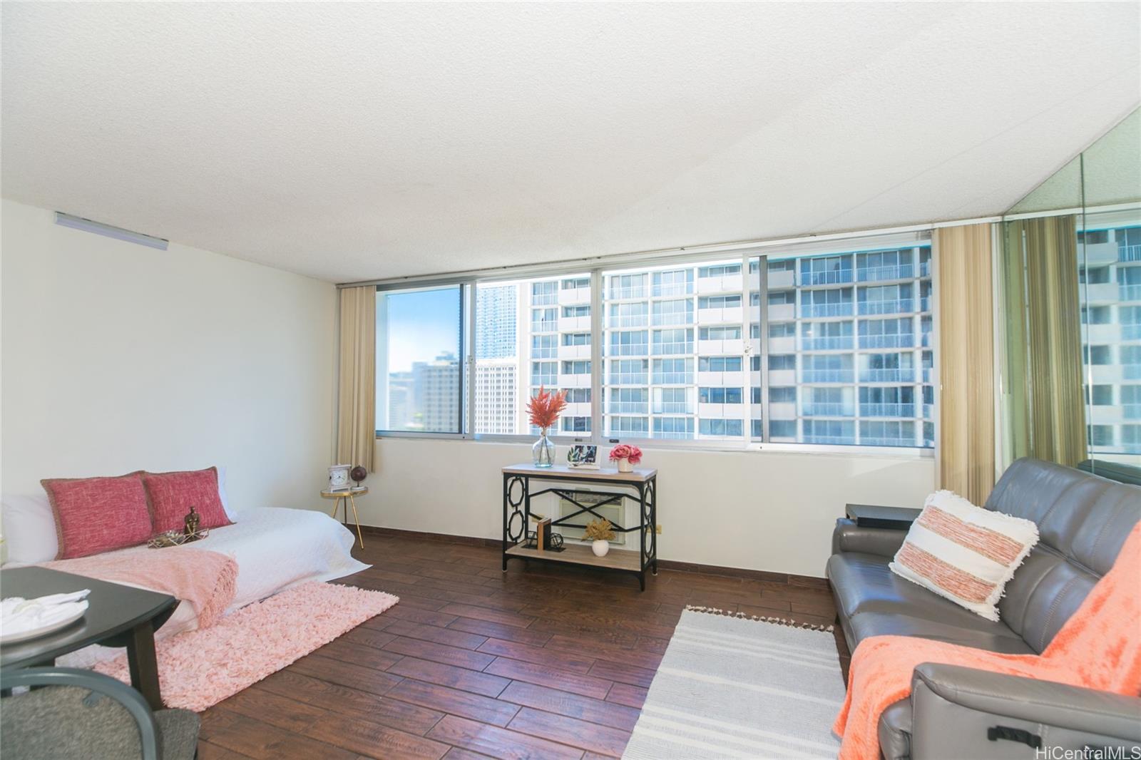 1560 Kanunu Street #1410, Honolulu, HI 96814