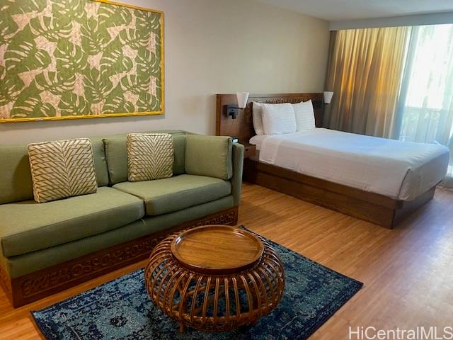 2425 Kuhio Avenue #305, Honolulu, HI 96815