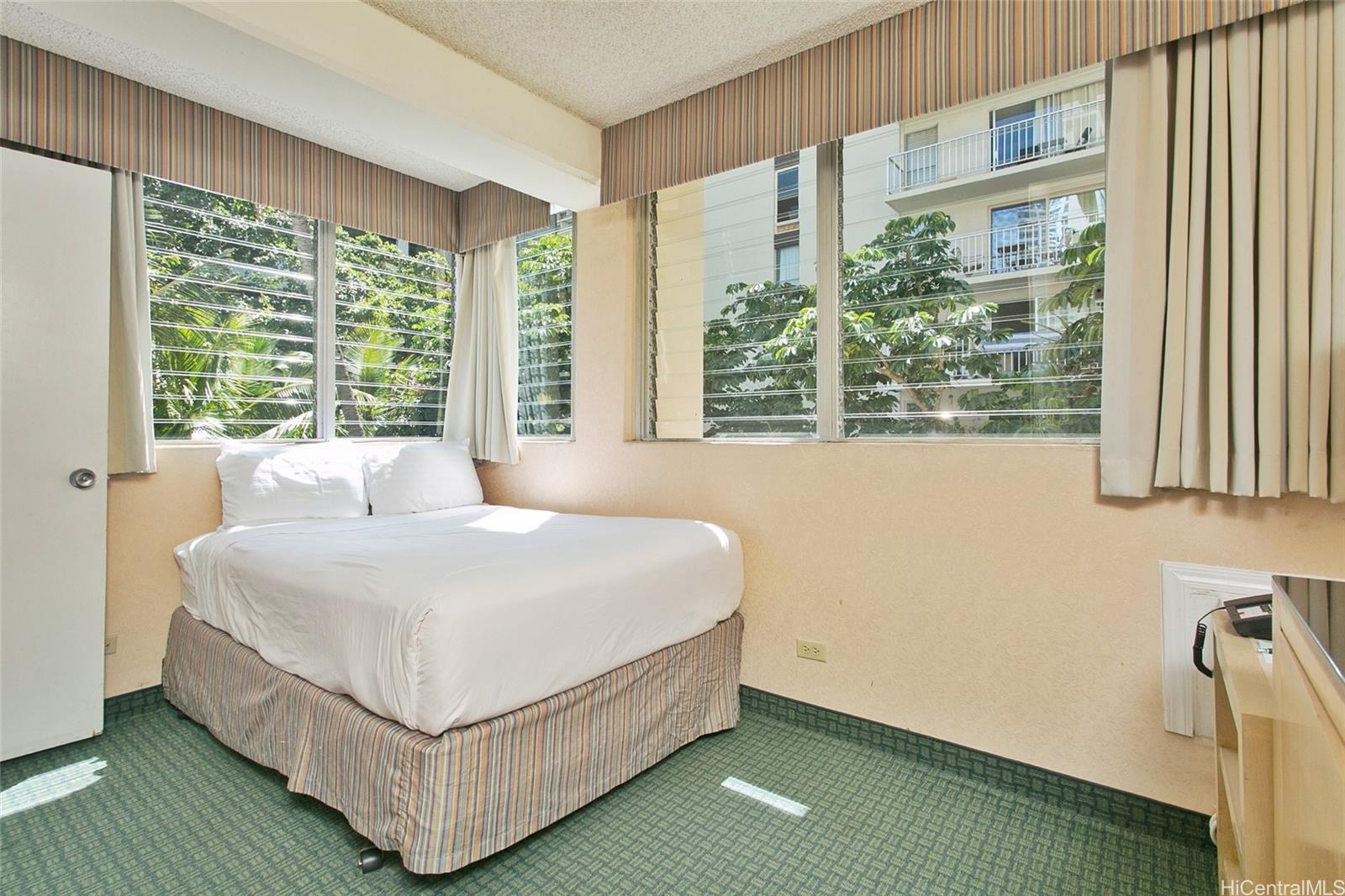 444 Kanekapolei Street #204, Honolulu, HI 96815