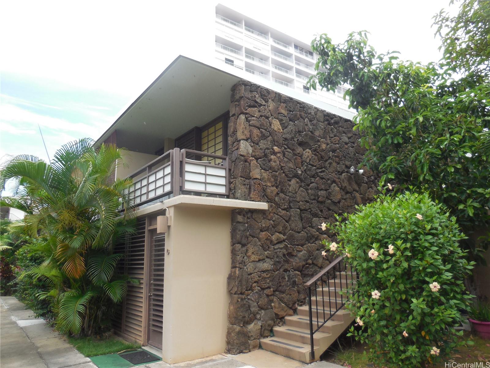 1700 Makiki Street #216, Honolulu, HI 96822