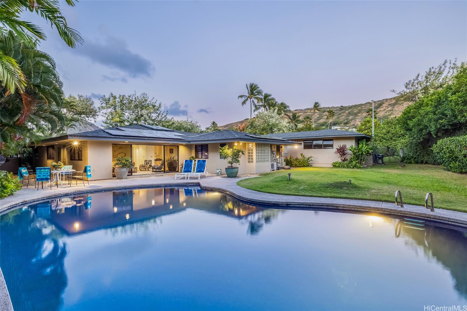 43 Nawiliwili Street Honolulu, HI 96825