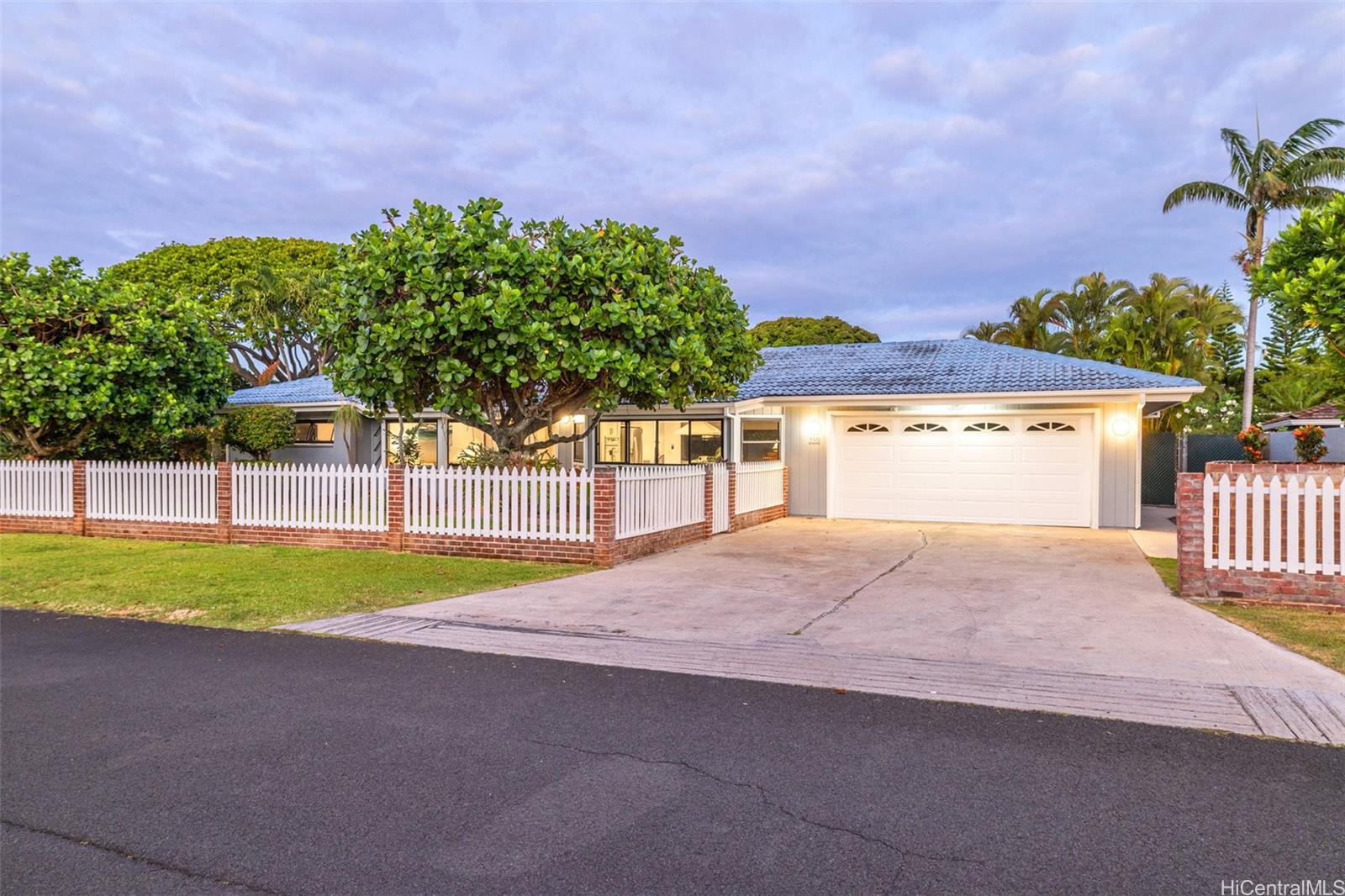 155 Kuuhale Street Kailua, HI 96734