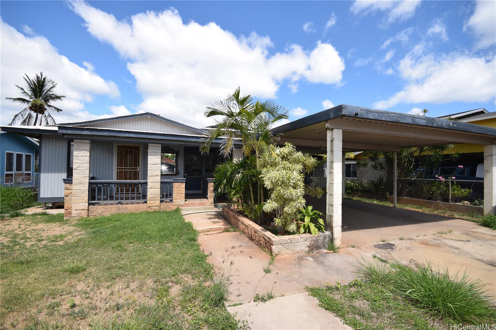 87-560 Manuaihue Street Waianae, HI 96792