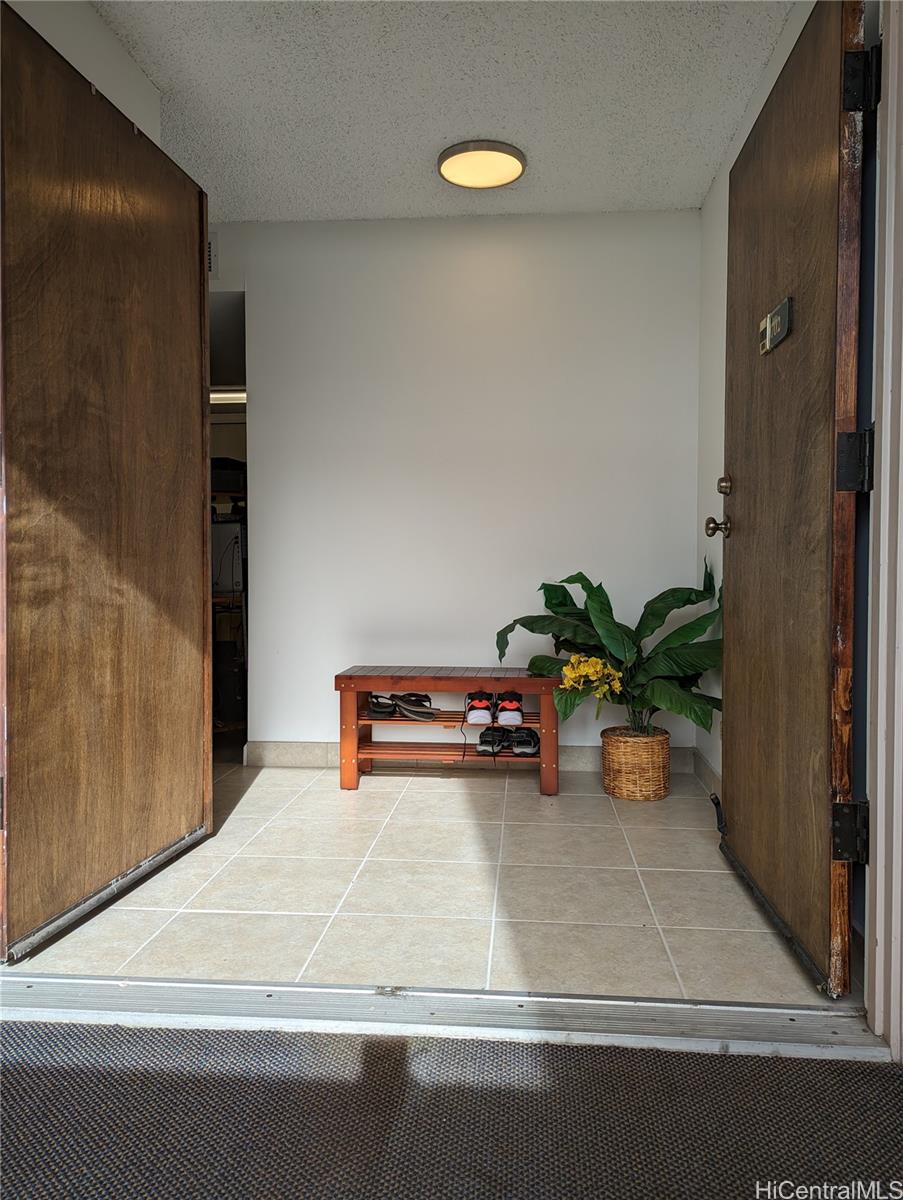 222 Vineyard Street #702, Honolulu, HI 96813