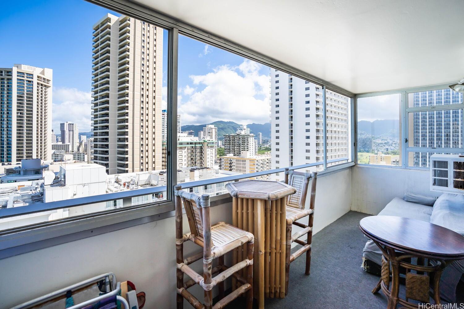 2500 Kalakaua Avenue #2103, Honolulu, HI 96815