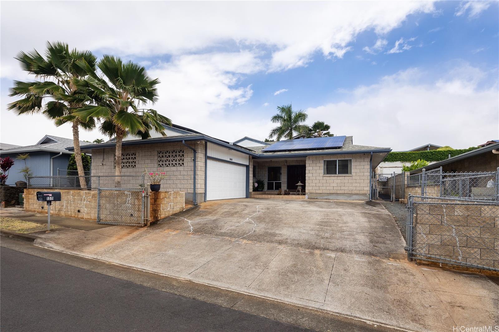 1511 Ala Leleu Street Honolulu, HI 96818