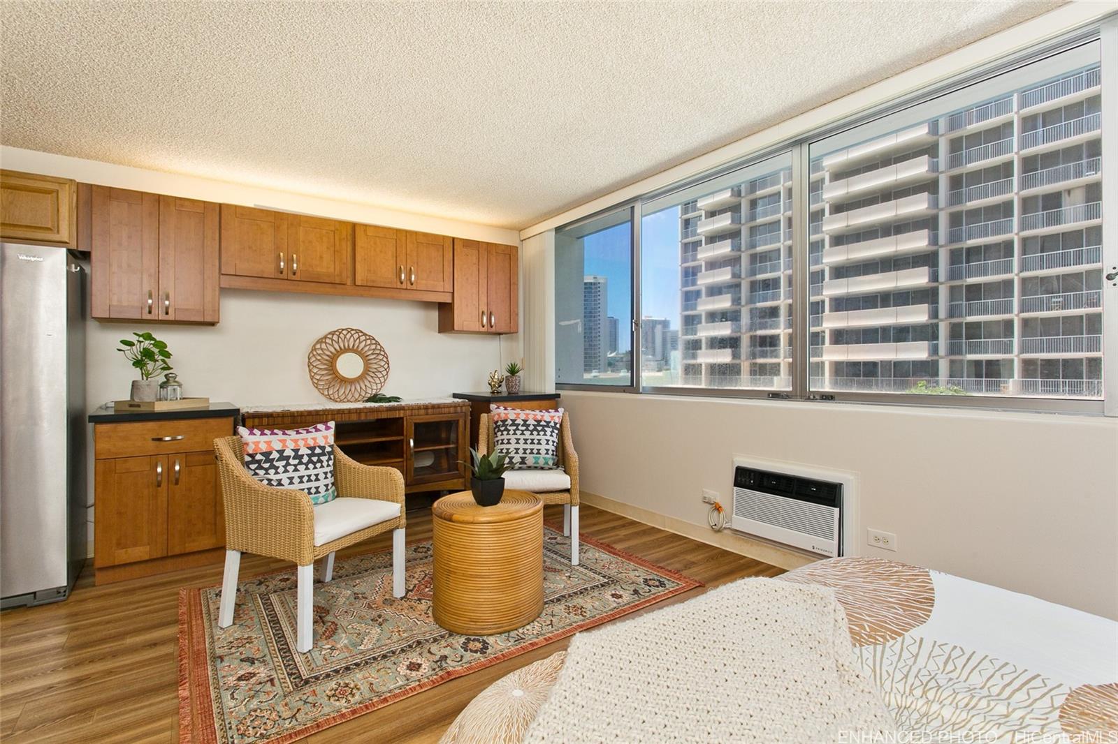 1560 Kanunu Street #513, Honolulu, HI 96814