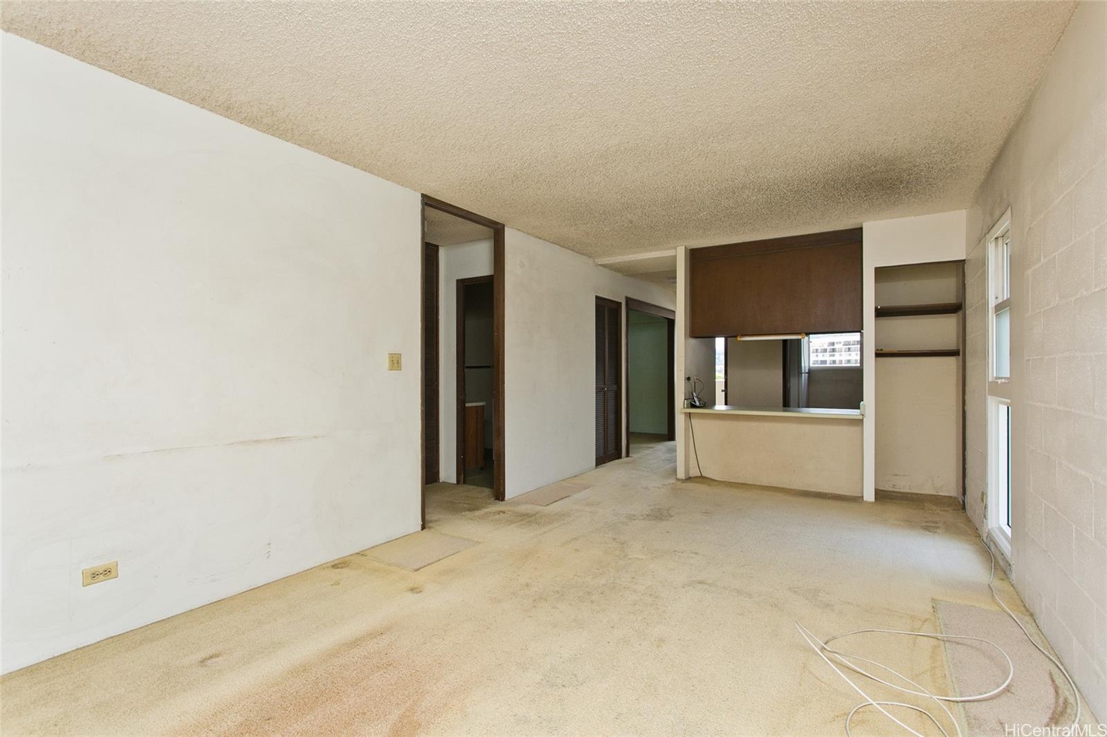 2488 Kapiolani Boulevard #704, Honolulu, HI 96826