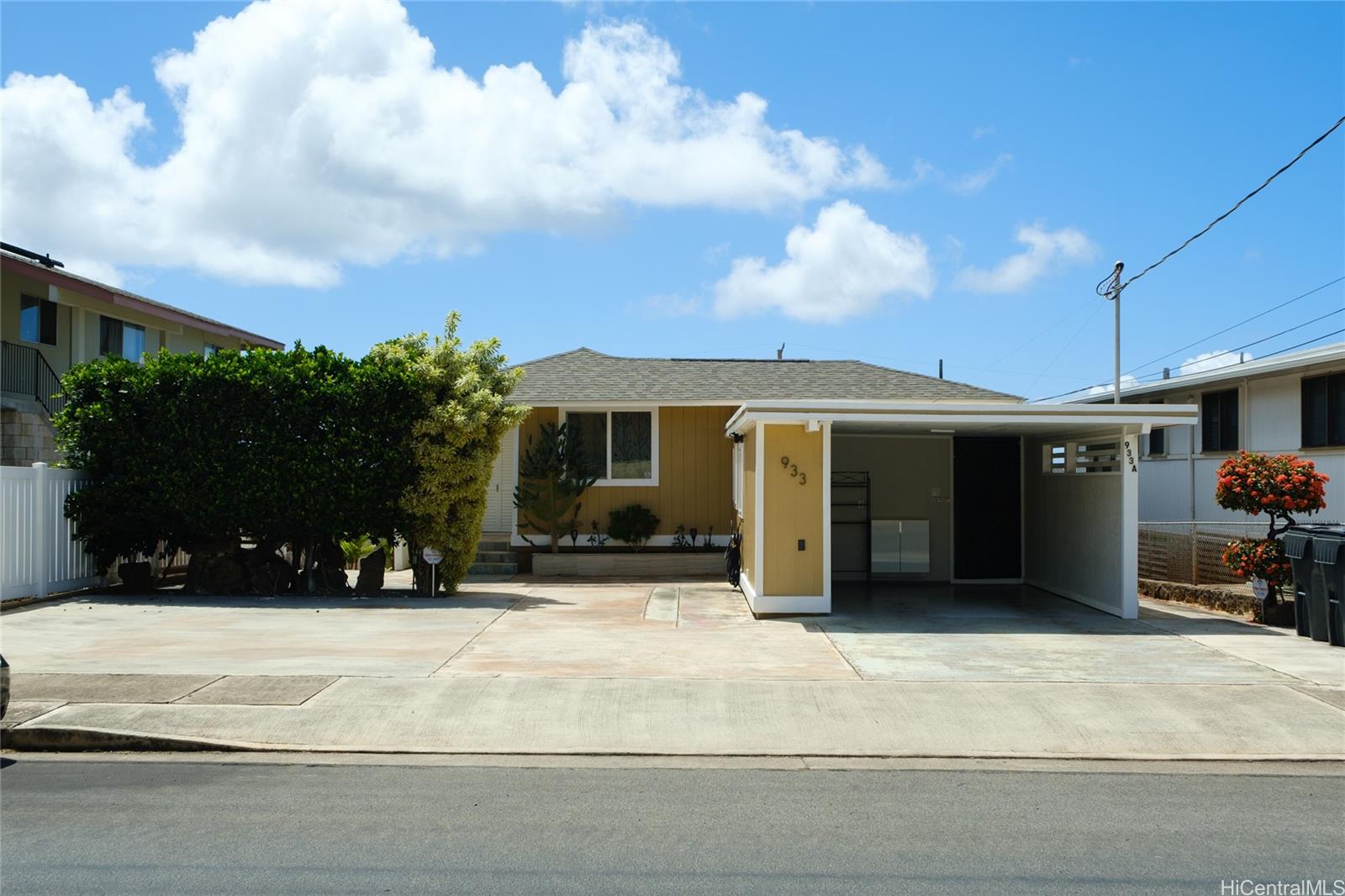 933 22nd Avenue Honolulu, HI 96816