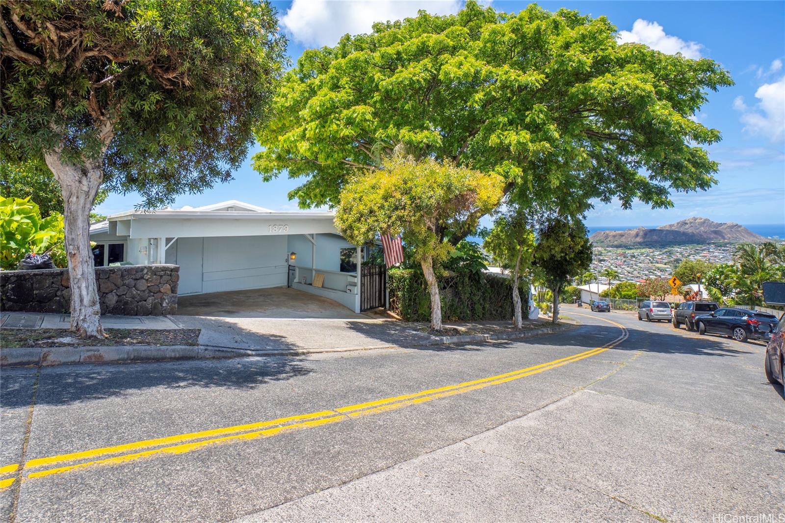 1879 Halekoa Drive Honolulu, HI 96821