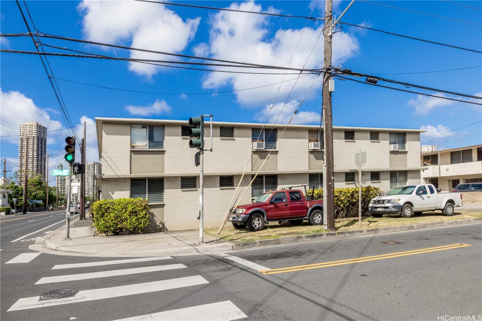 746 McCully Street Honolulu, HI 96826