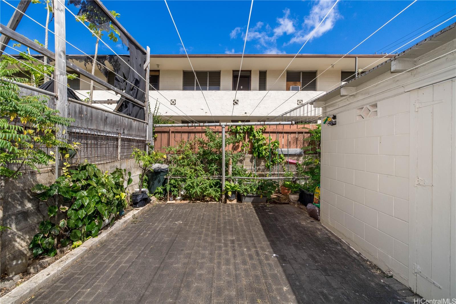 746 McCully Street Honolulu, HI 96826