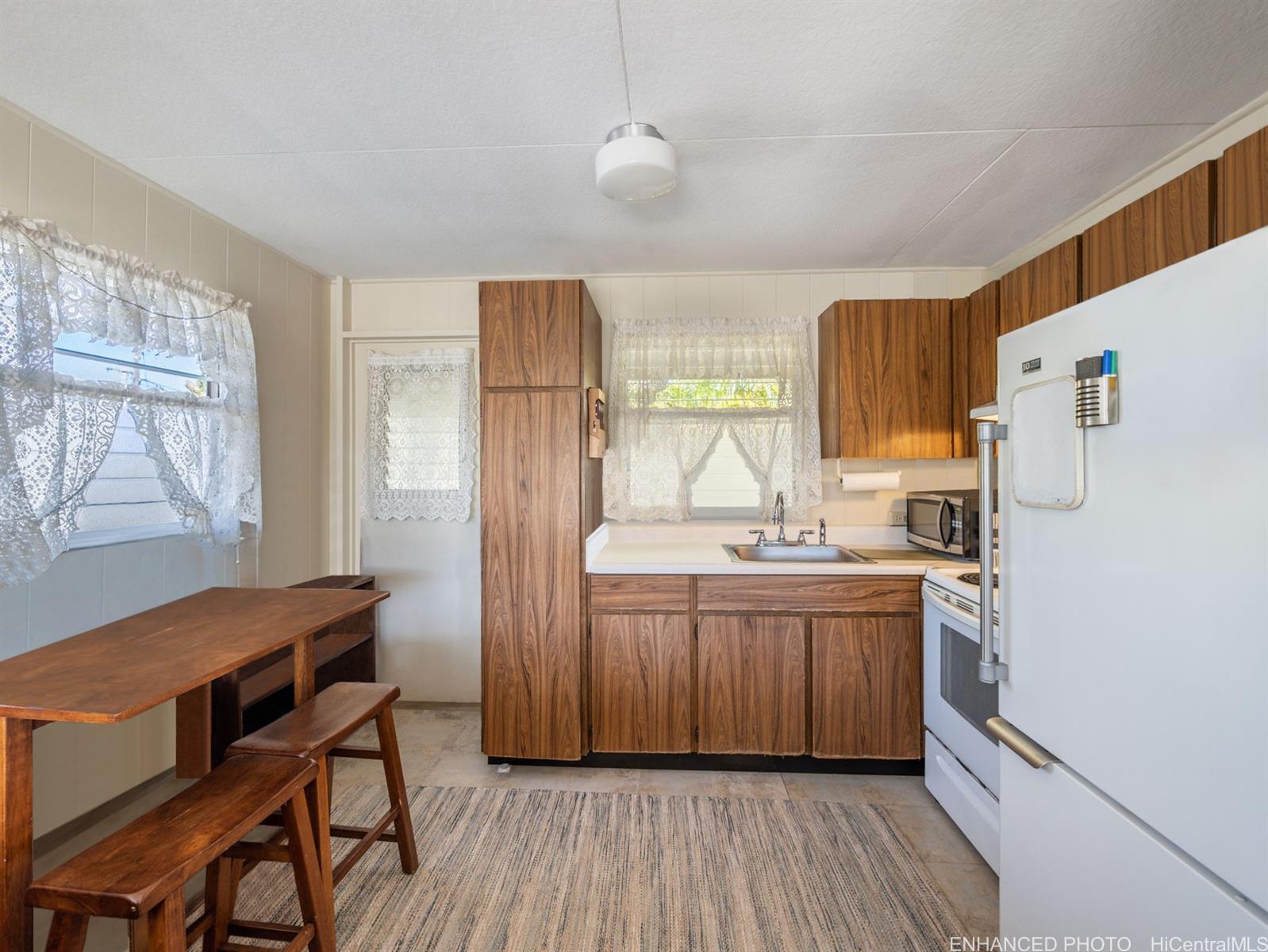 529 Kawainui Street Kailua, HI 96734