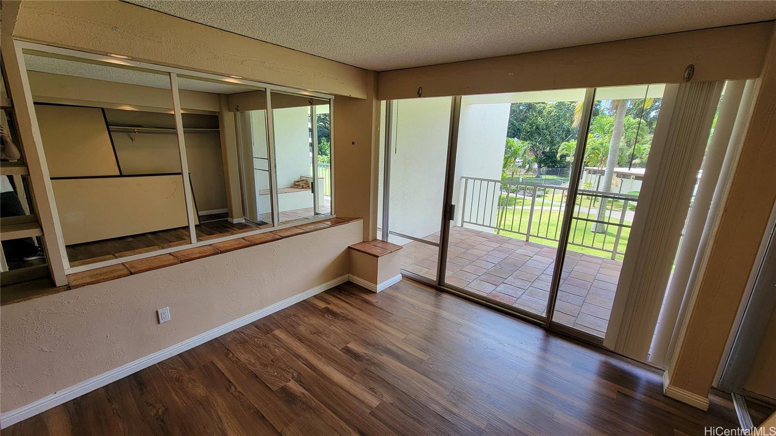 98-410 Koauka Loop #3D, Aiea, HI 96701